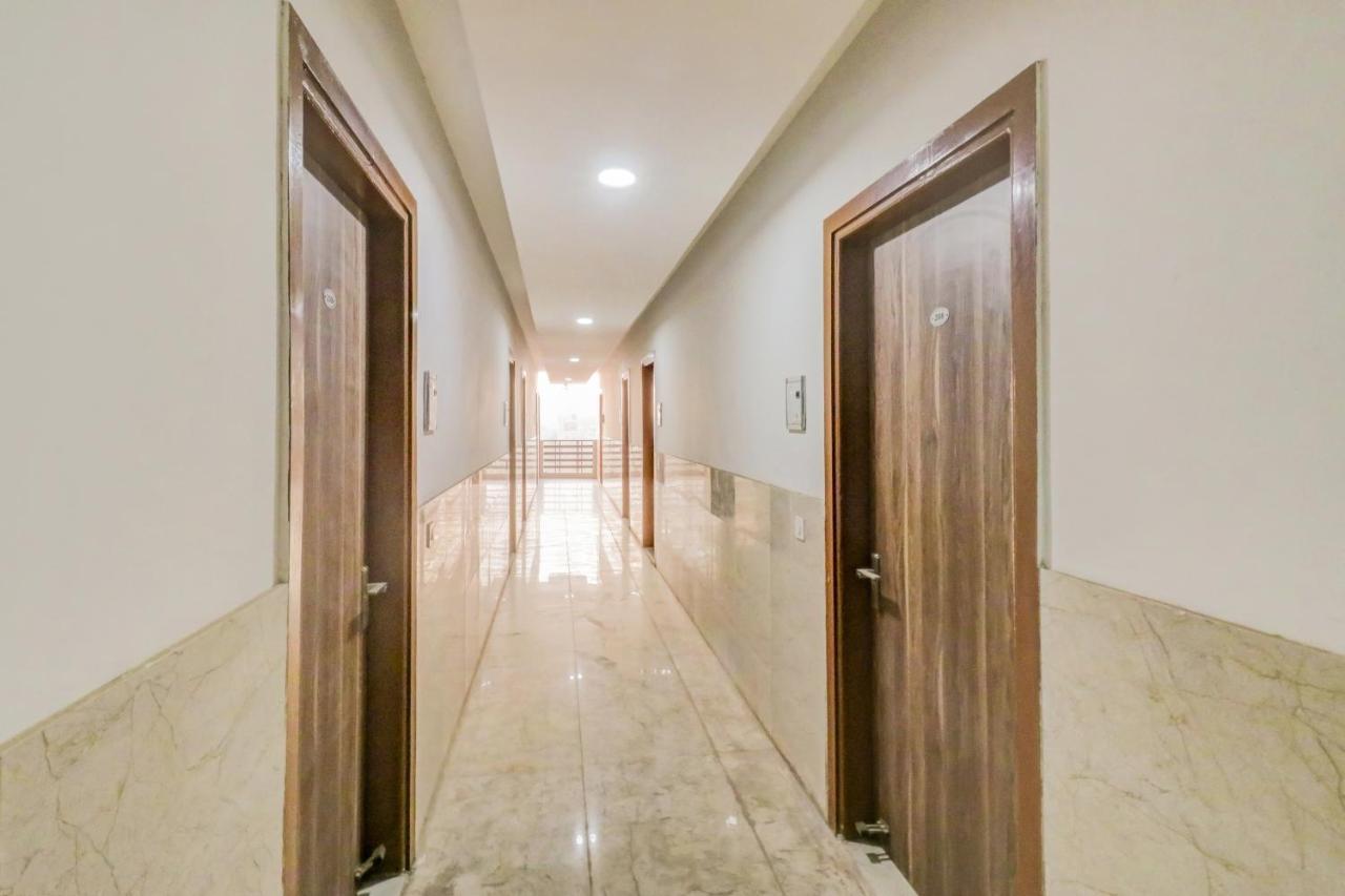 Oyo 71597 The Shivaay Residency Hotel Gurgaon Ngoại thất bức ảnh