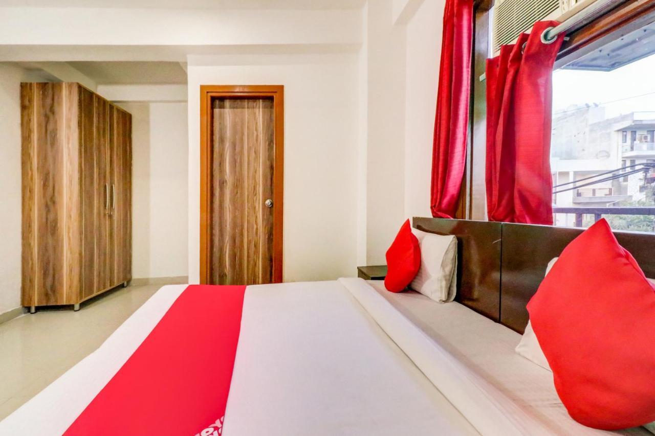 Oyo 71597 The Shivaay Residency Hotel Gurgaon Ngoại thất bức ảnh